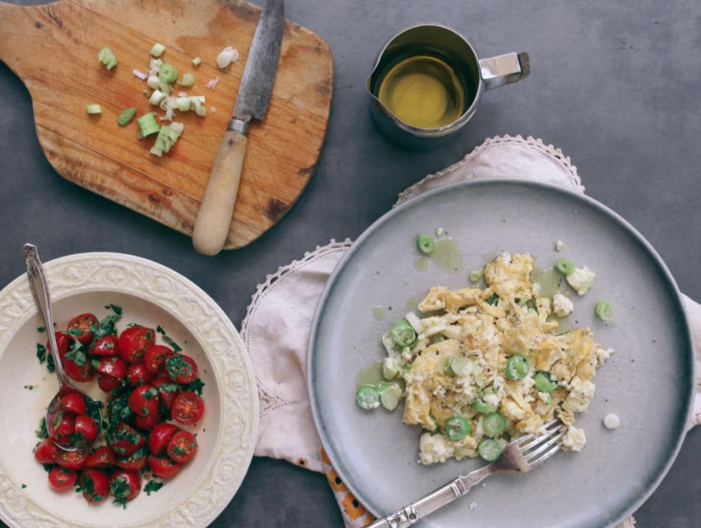 Ricotta Scrambled Eggs Recipe - Viva